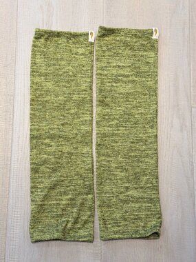 RubiaWear Long Leg Warmers Pistachio Olive green